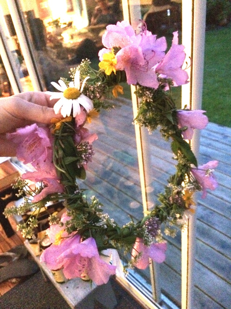 basis-home-made-flower-crown
