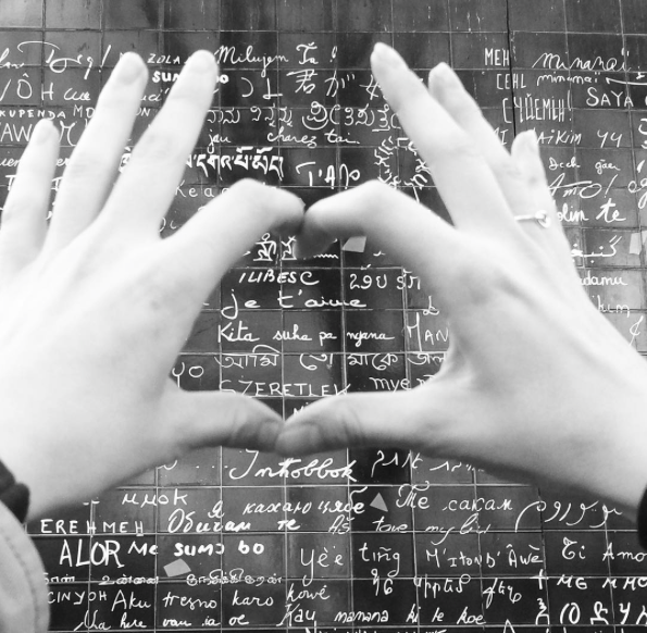 parisian-life-love-wall