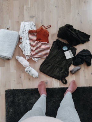 Maternity suitcase : what to pack ? – Plumedaure