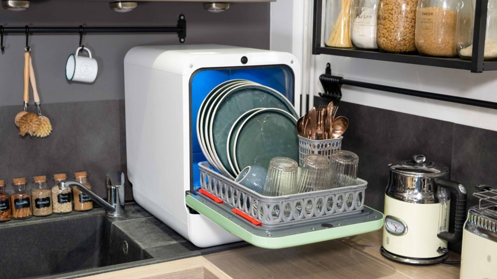 Bob le mini lave-vaisselle is a - Espressif Systems